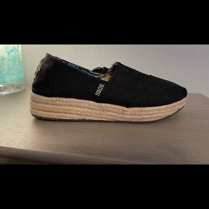 BOBS by Skechers - finally, a comfortable espadrille!